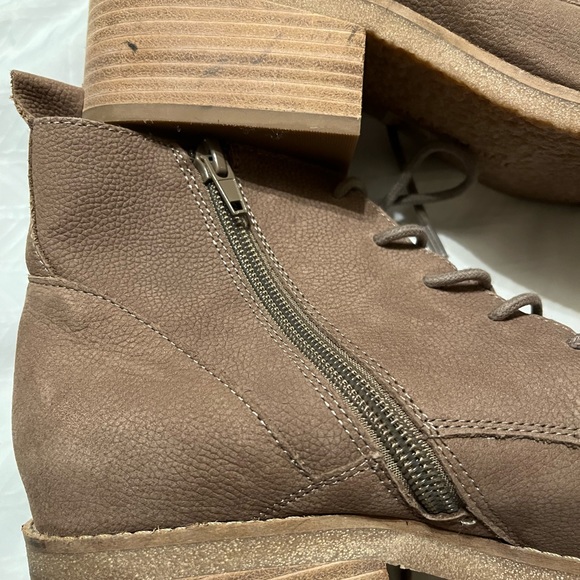 Lucky Brand Tan Suede Booties - Picture 9 of 14